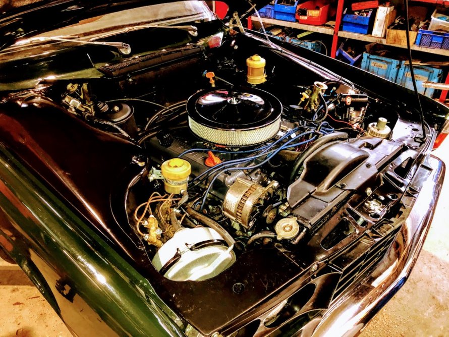 Rover P6 V8 3,9 - Edelbrock