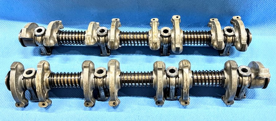 Range Rover V8 Dakar 4x4 motor: tuimelaar assen gereed