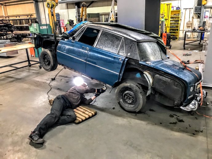 P6 van Rob, veeeeel laswerk, maar schiet mooi op !!