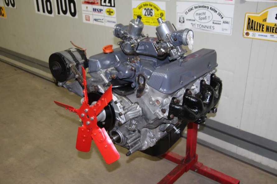 Rover P6 3500S: next job ..... Overhauled V8 /LT77