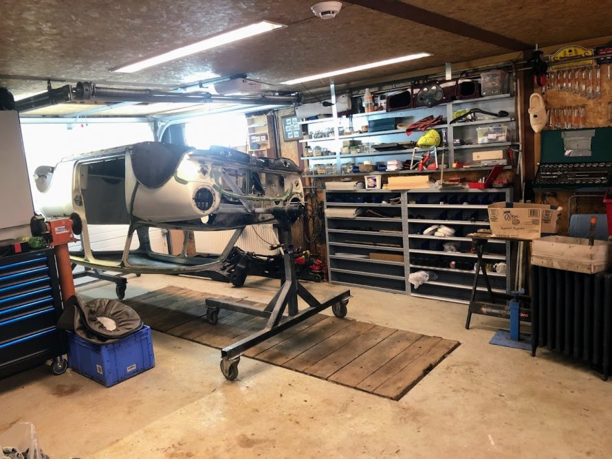 Mini KL project: hij "hangt" in het spitje / we kunnen beginnen!