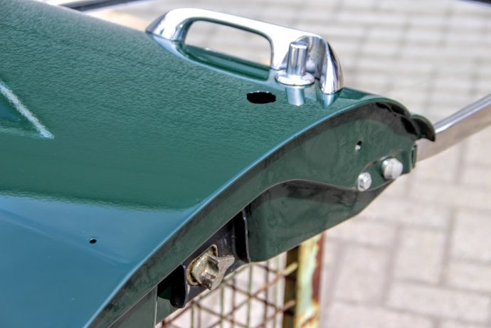 Rover P6 3500 : afbouw 1e deuren gereed