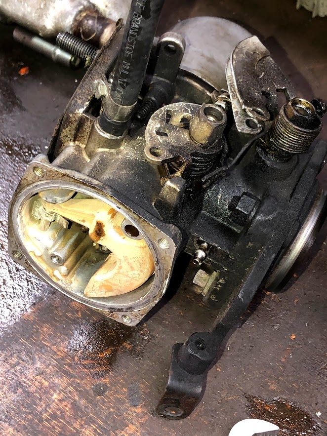 Puntjes op de i : Rover P6 2200TC Carb revisie compleet