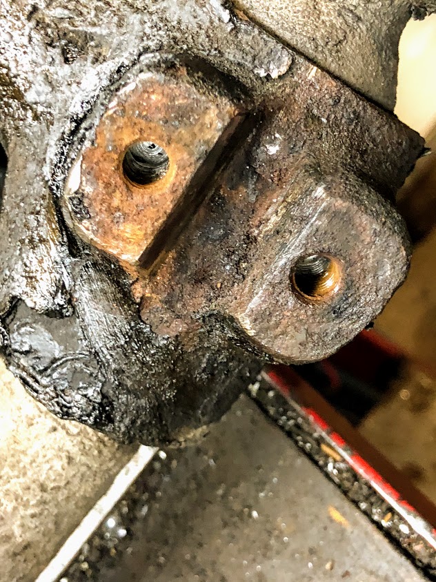 Demontage "torsiestang" na 45 jaar, altijd lastig !