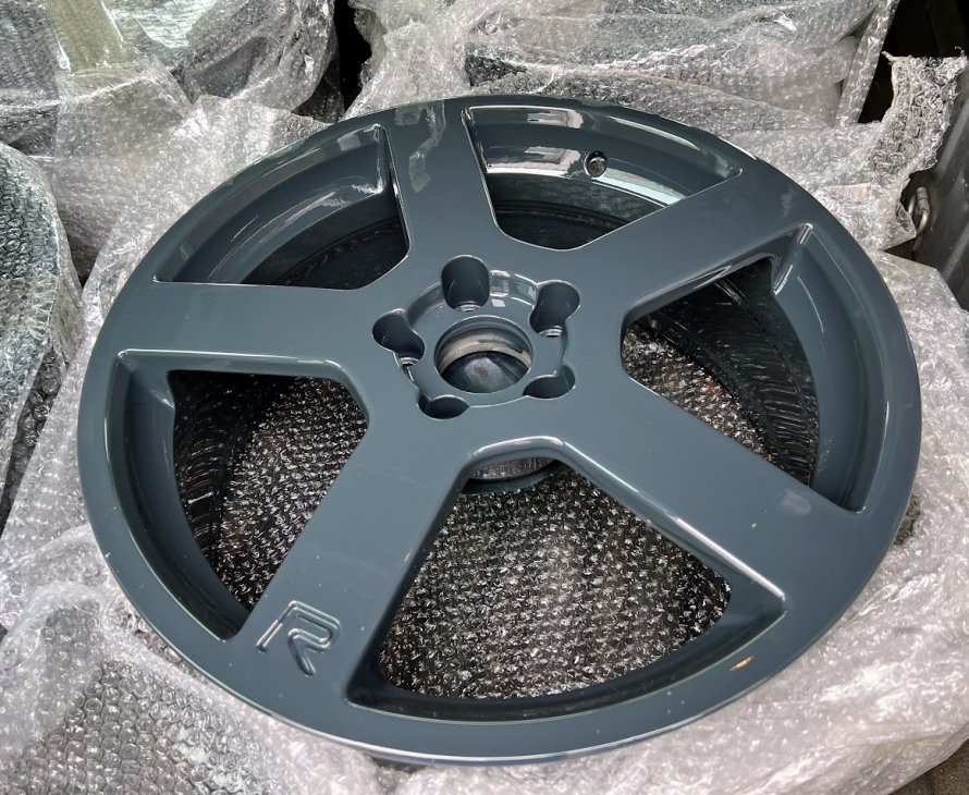 Poedercoating; Volvo R velgen